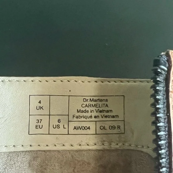 Dr. Martens Carmelita Lace-Up Heeled Boots Sz 6 - Picture 10 of 10